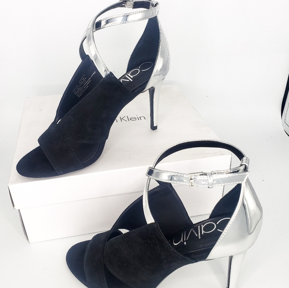 New Calvin Klein Nevah Suade Heels Sz 6.5 - Picture 3 of 8